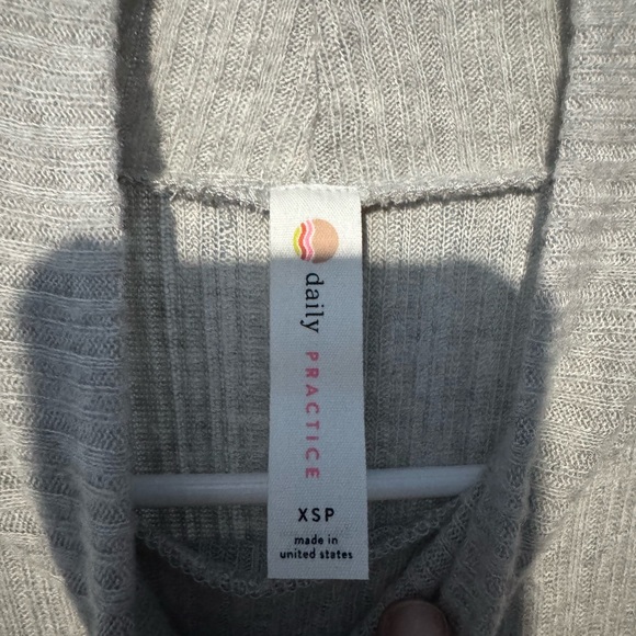 Elegant Gray Daily Practice Knit Dress Size XSP - Picture 6 of 6